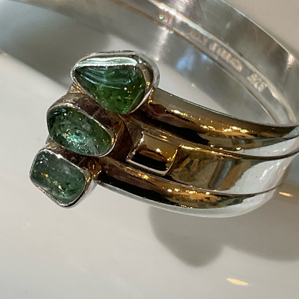 Lilly Barrack Sterling Open Faced Cuff Bracelet Green Gemstone End Caps, 14k - Picture 4 of 12